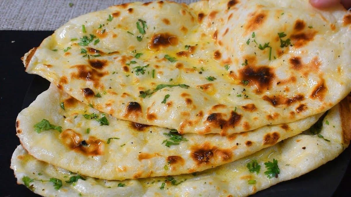 Garlic Naan Sarimsakli Ekmek